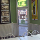 Frituur De Nostalgie Dentro