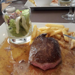 Bistro-grill Kingsbury Comida