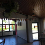 Chez Tobi- Sporthalle Eynatten Dentro