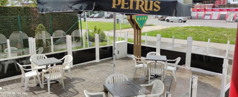 New Peking City outside