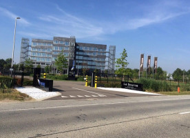 La Source Extérieur