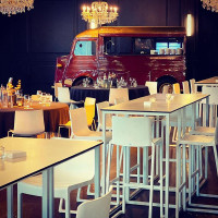 La Source À l'intérieur