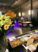 La Source À l'intérieur