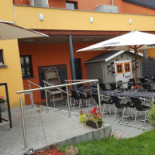 L'enfant Gâté Exterior