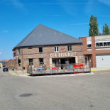 Den Deugniet Extérieur