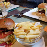 Den Deugniet Nourriture