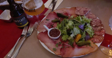 Chez Henri Ardennais