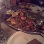 Tzikis Ouzeri Comida