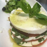 Tzikis Ouzeri Bebida