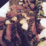 Tzikis Ouzeri Comida