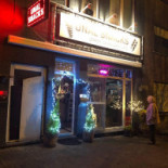 Unal Snacks Exterior