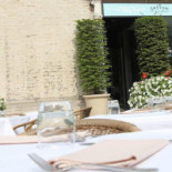 Gaston À l'intérieur