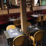 La Clef De Verre À l'intérieur