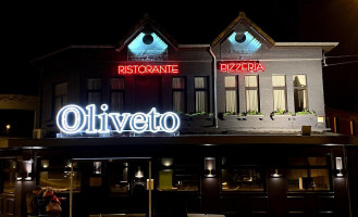 Oliveto Exterior