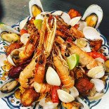 Rosa Negra Diest Nourriture