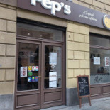 Lessines Grill Exterior