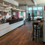 Bij Habib À l'intérieur