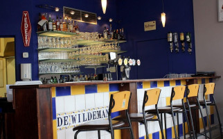 De Wildeman Dentro