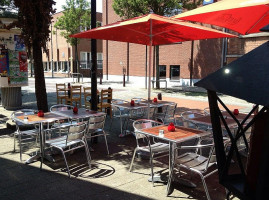 Il Monello Pizzeria outside