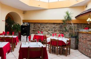 Le Creta À l'intérieur