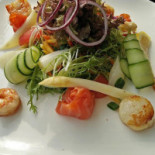 Gozar Brasserie food