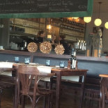 Gozar Brasserie À l'intérieur