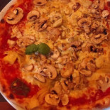 La Pizzarella 2 Comida