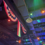 Nello's Pizza Art Boisson