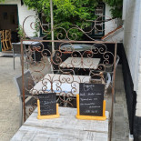 Paul Delvaux Brasserie ´t Vlierhof Extérieur