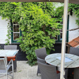 Paul Delvaux Brasserie ´t Vlierhof Extérieur