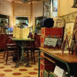 L'atelier De Mathilde À l'intérieur