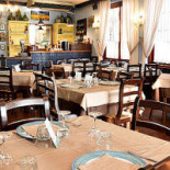 Zarzo À l'intérieur