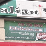 Les Doux Ragots Exterior