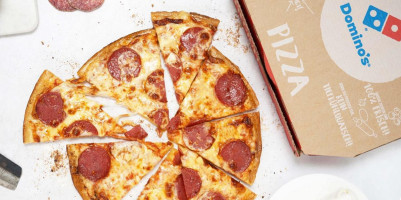 Domino's Pizza Bussum food
