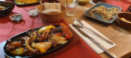 Cafetaria De Berg Nourriture