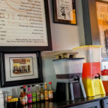 Cafetaria Onder De Linde À l'intérieur