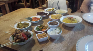 Javaans Eetcafe Bv Beek En Donk Essen