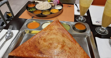 Krishna Vilas Eindhoven Nourriture