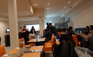 Krishna Vilas Eindhoven À l'intérieur