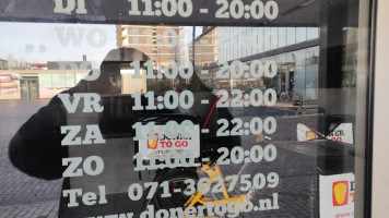 Döner To Go Leiden inside