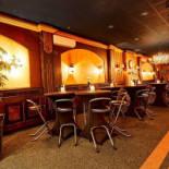 Adelaars À l'intérieur