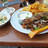 Greek Taverna Bebida