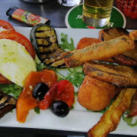 La Famiglia Nourriture