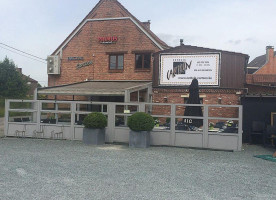 Eethuis Cartoon Exterior