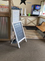 Lounge Barcode Exterior