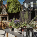 Baard's Bierhut Exterior