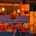 Table Des Chefs À l'intérieur