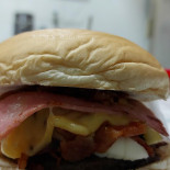 Au P'tit Creux Nourriture