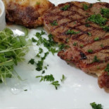 Le Petit Sale Nourriture