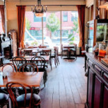 De Comme À l'intérieur